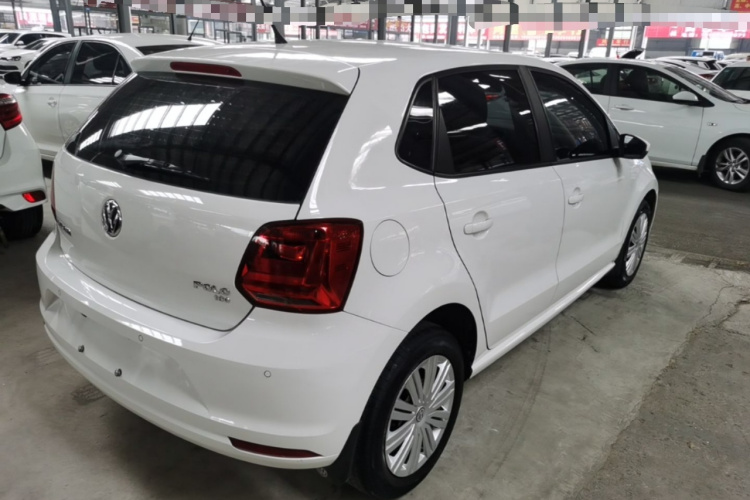 Volkswagen Polo 2017 car image #5