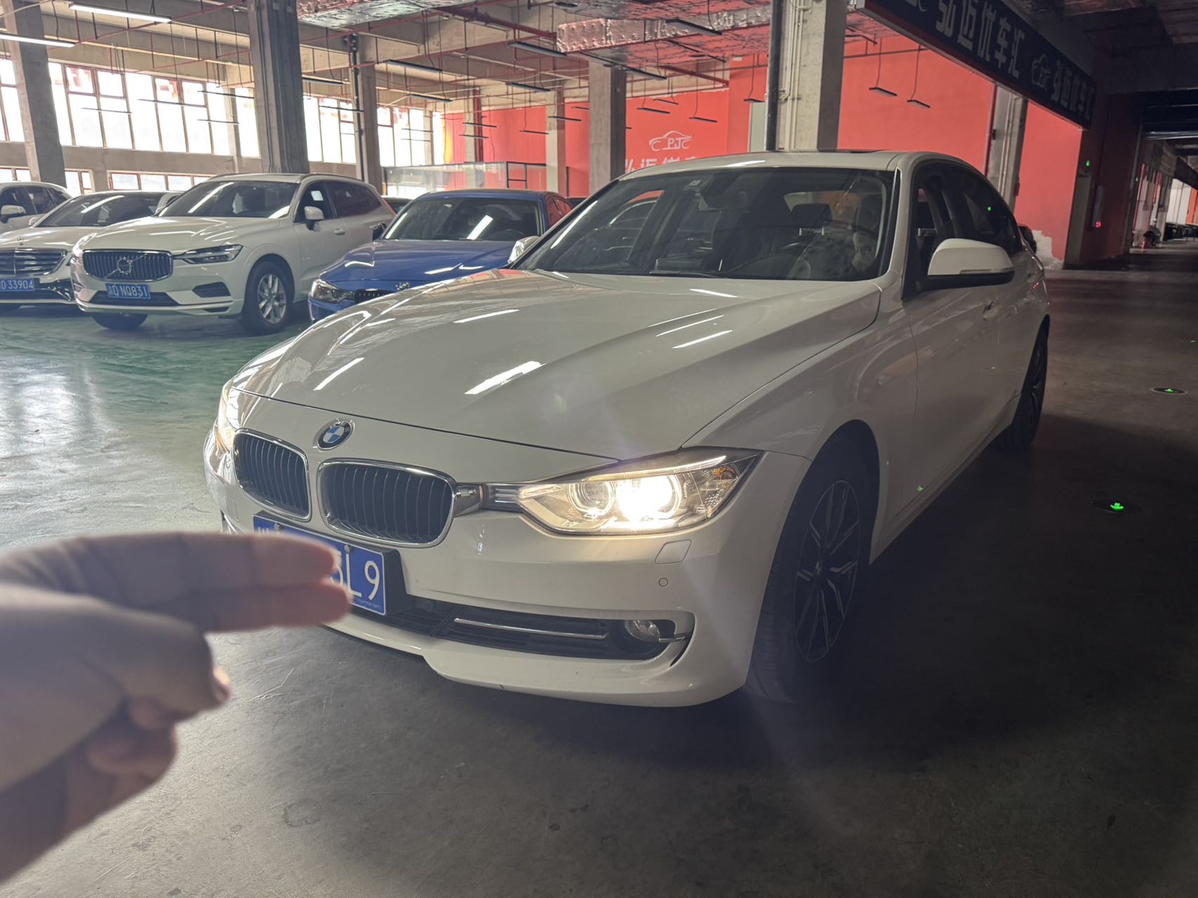 BMW 3 Series 2014 BMW 3 Series 2014 car image