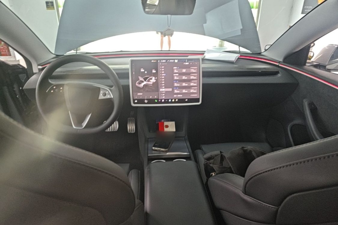 Tesla Model 3 2025 #15 Tesla Model 3 2025 car image #15