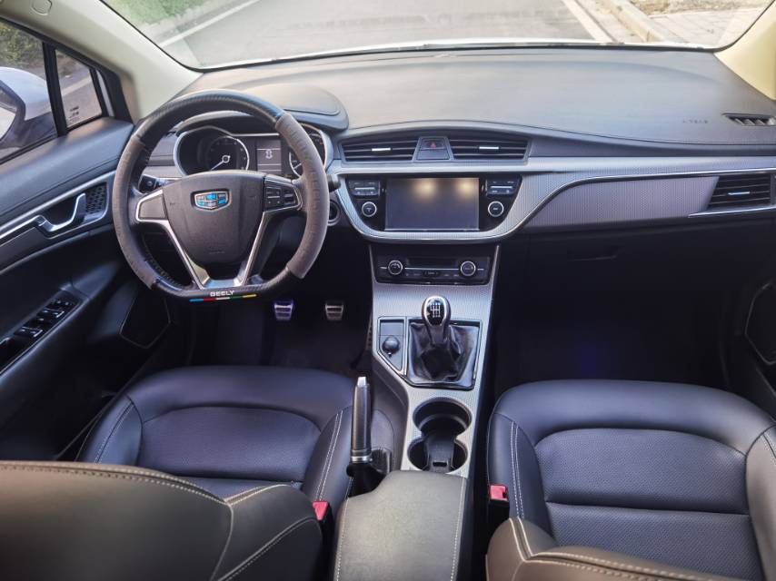 GEELY Emgrand GS 2018 car image #5