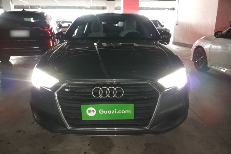 Audi A3 2018 car image #3