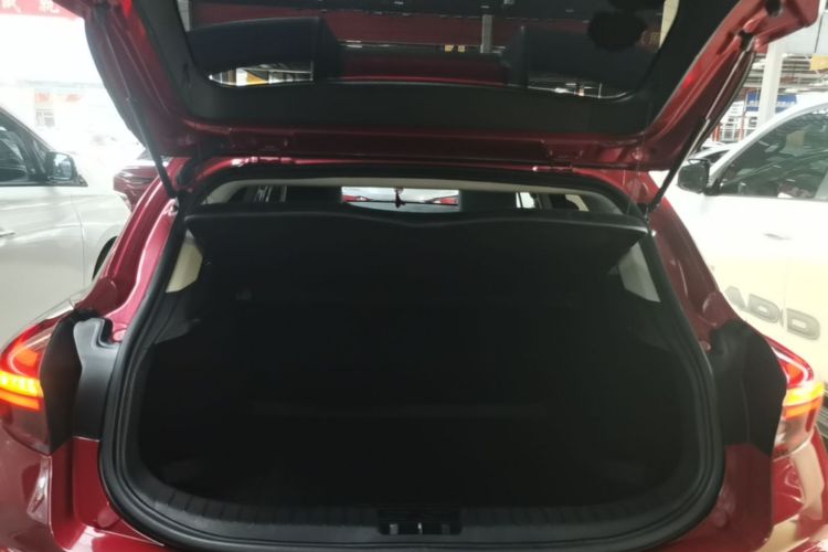 GEELY Emgrand GS 2019 car image #19