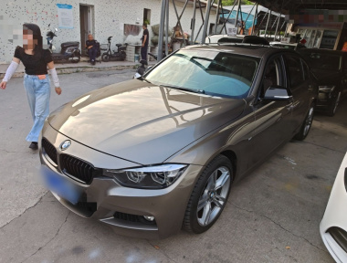 BMW 3 Series 2018 car image 