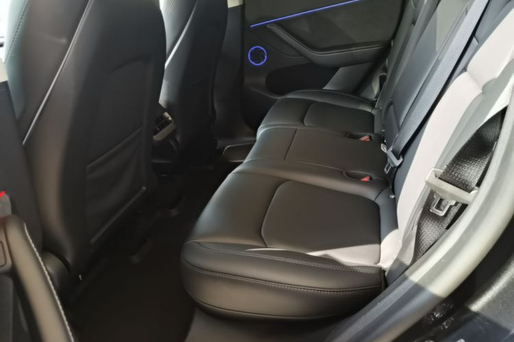 Tesla Model Y 2024 #17 Tesla Model Y 2024 immagine di auto #17