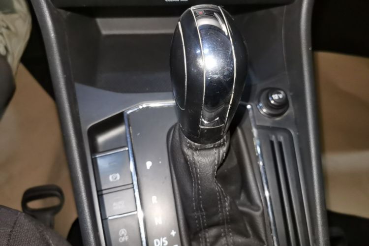Volkswagen Lavida 2021 car image #14