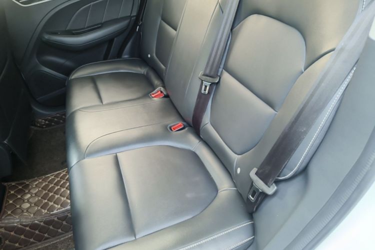 MG ZS 2018 car image #17
