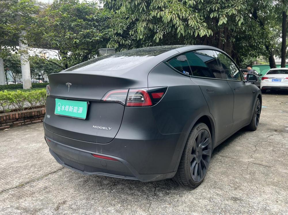 Tesla Model Y 2022 #6 Tesla Model Y 2022 immagine di auto #6