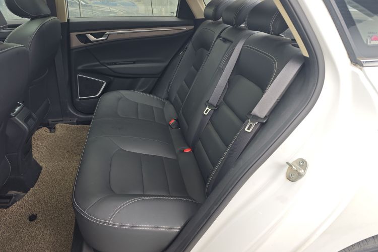 GEELY Emgrand GL 2019 car image #17