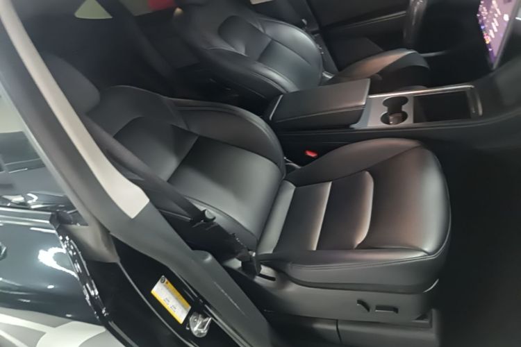 Tesla Model Y 2022 #24 Tesla Model Y 2022 car image #24