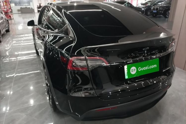 Tesla Model Y 2022 imagem de carro #5
