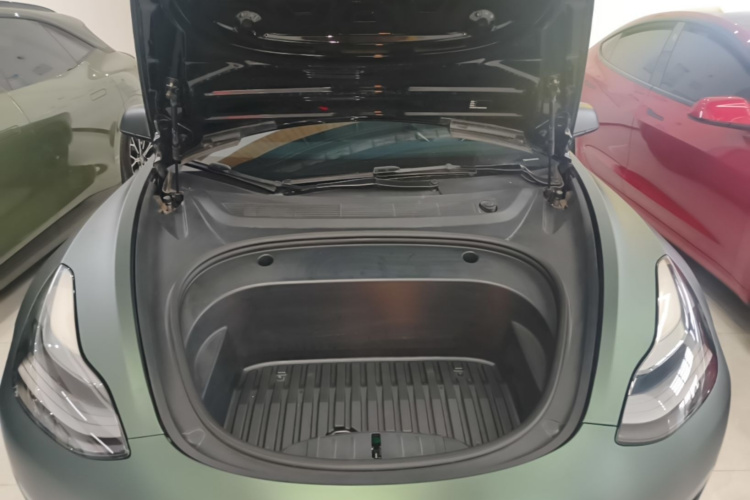 Tesla Model 3 2021 صورة سيارة #20