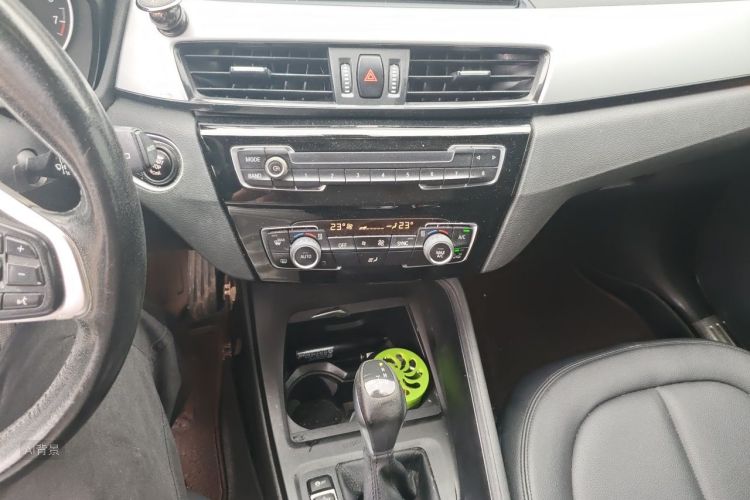 BMW X1 2017 #15 BMW X1 2017 immagine di auto #15