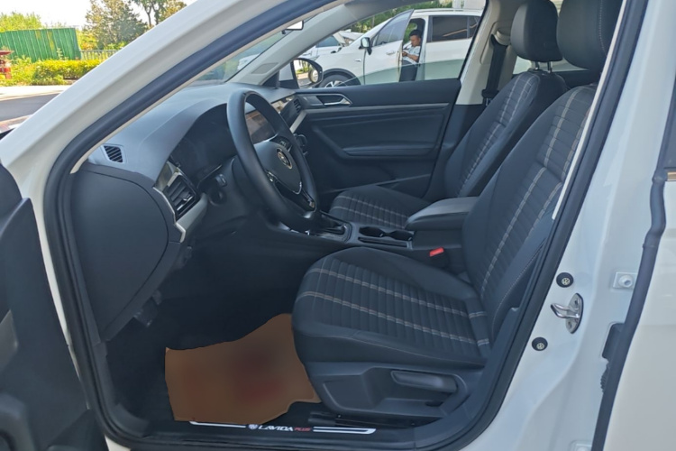 Volkswagen Lavida 2020 imagen de coche #15
