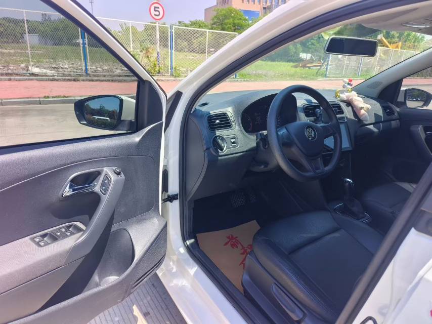 Volkswagen Polo 2019 #3 Volkswagen Polo 2019 car image #3