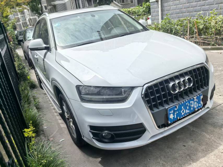 Audi Q3 2013 car image #4