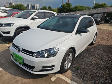 Volkswagen Golf 2017 Volkswagen Golf 2017 car image