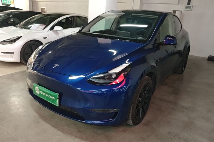 Tesla Model Y 2021 car image #2