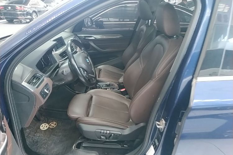 BMW X1 2019 car image #15