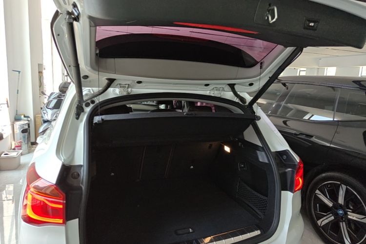 BMW X1 2018 #21 BMW X1 2018 car image #21