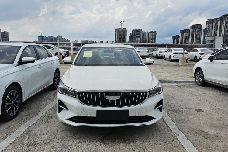 GEELY Emgrand 2025 car image #3