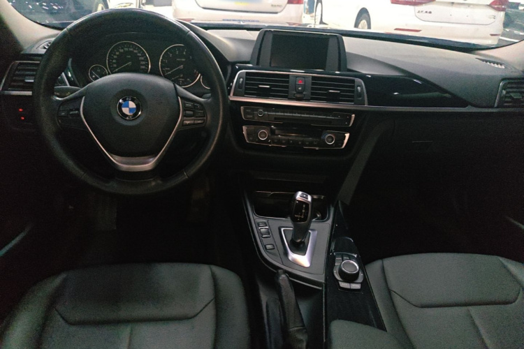 BMW 3 Series 2017 #10 BMW 3 Series 2017 imagen de coche #10