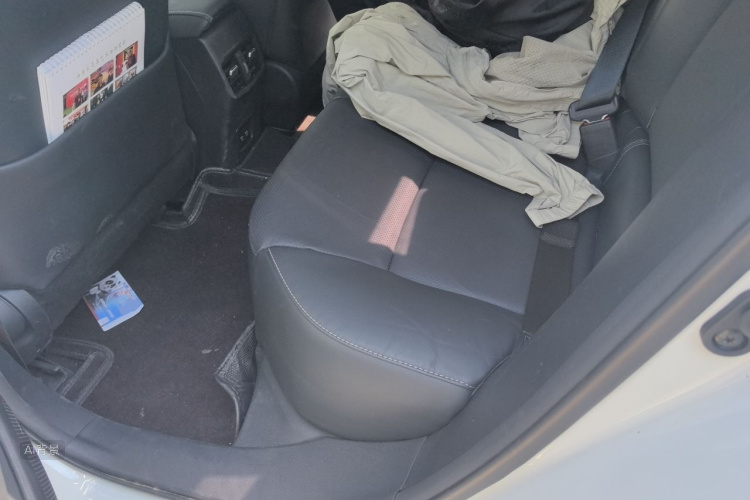 Toyota Corolla 2020 immagine di auto #19