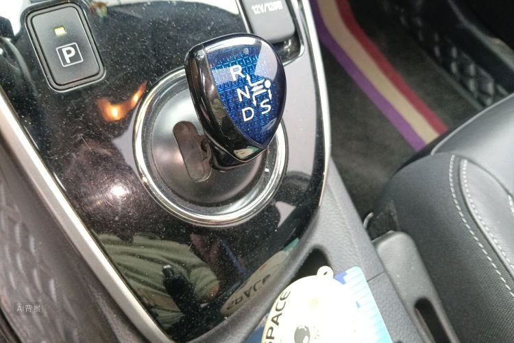 Toyota Corolla 2019 #16 Toyota Corolla 2019 car image #16