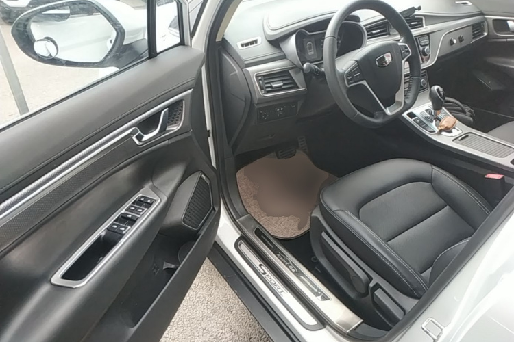 GEELY Emgrand GS 2017 #16 GEELY Emgrand GS 2017 car image #16