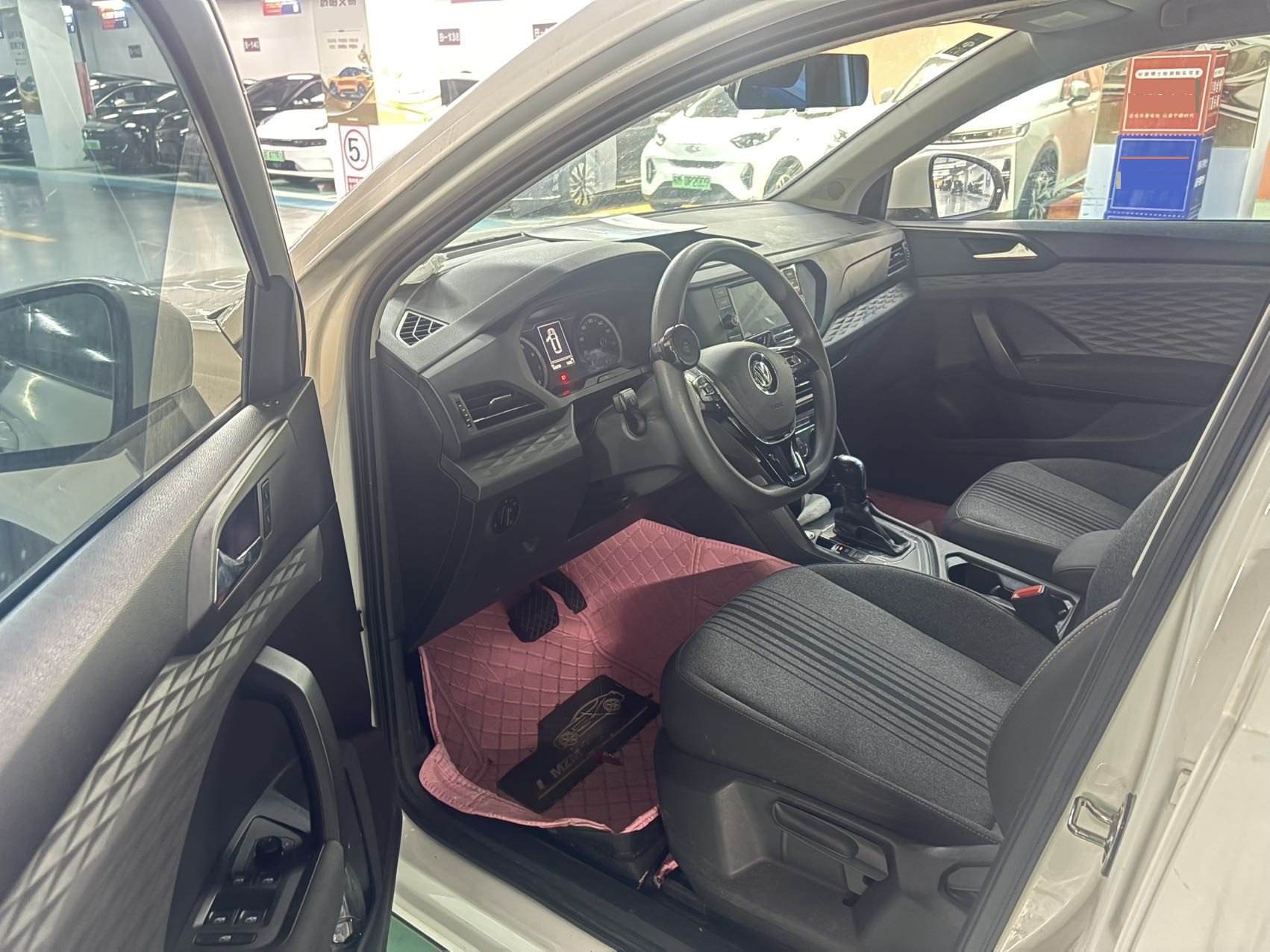 2019 #5 2019 car image #5