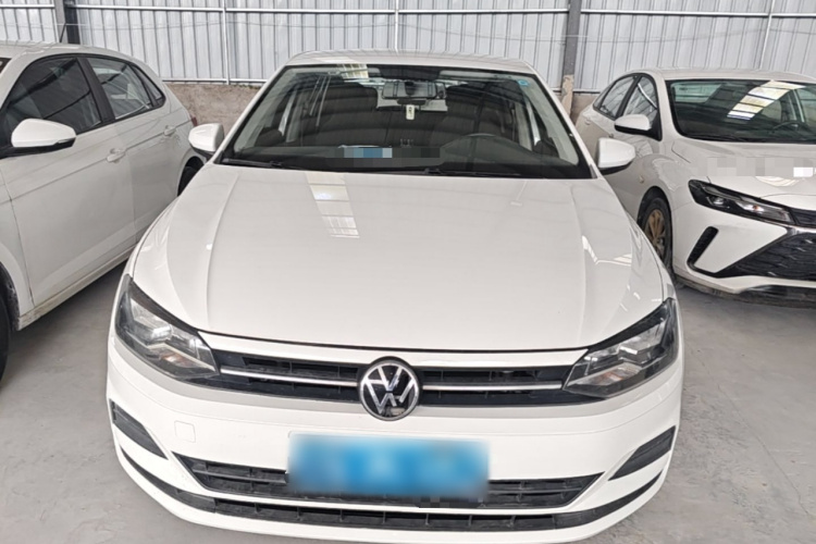 Volkswagen Polo 2023 car image #3