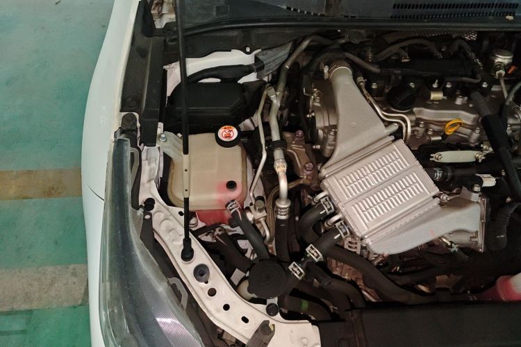 Toyota Corolla 2020 immagine di auto #23