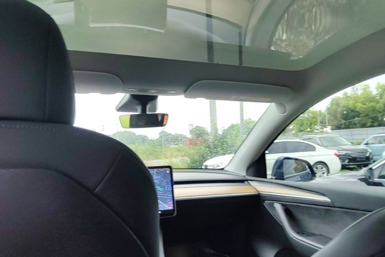 Tesla Model Y 2021 #18 Tesla Model Y 2021 immagine di auto #18