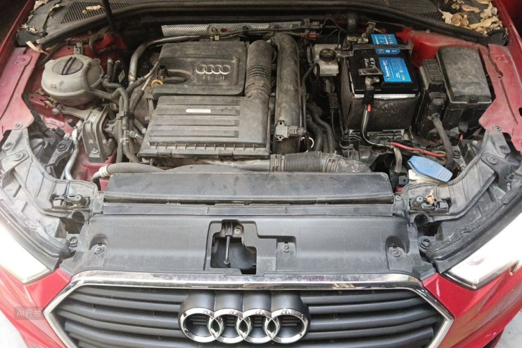 Audi A3 2018 car image #22