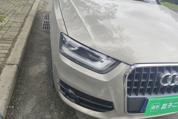 Audi Q3 2016 car image #8