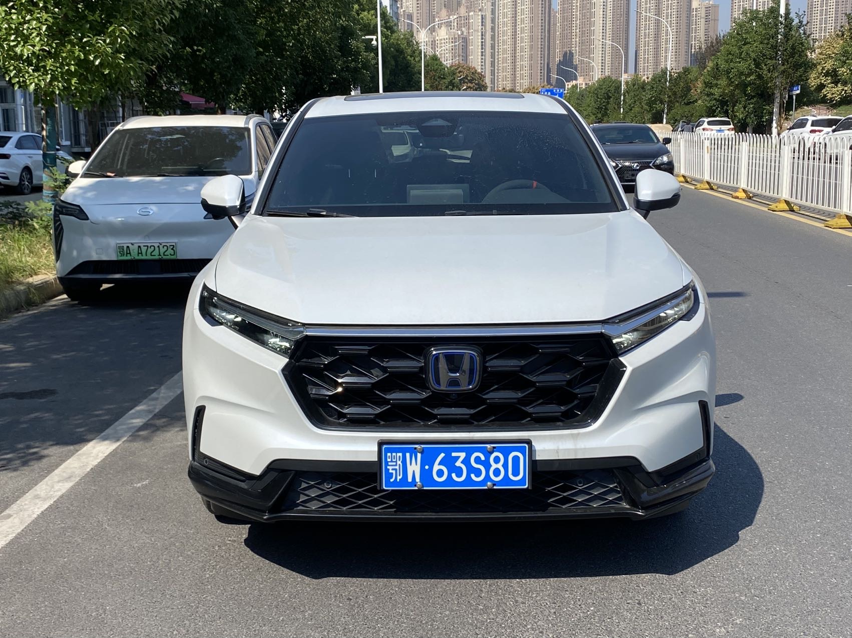 Honda CR-V 2024 car image #2