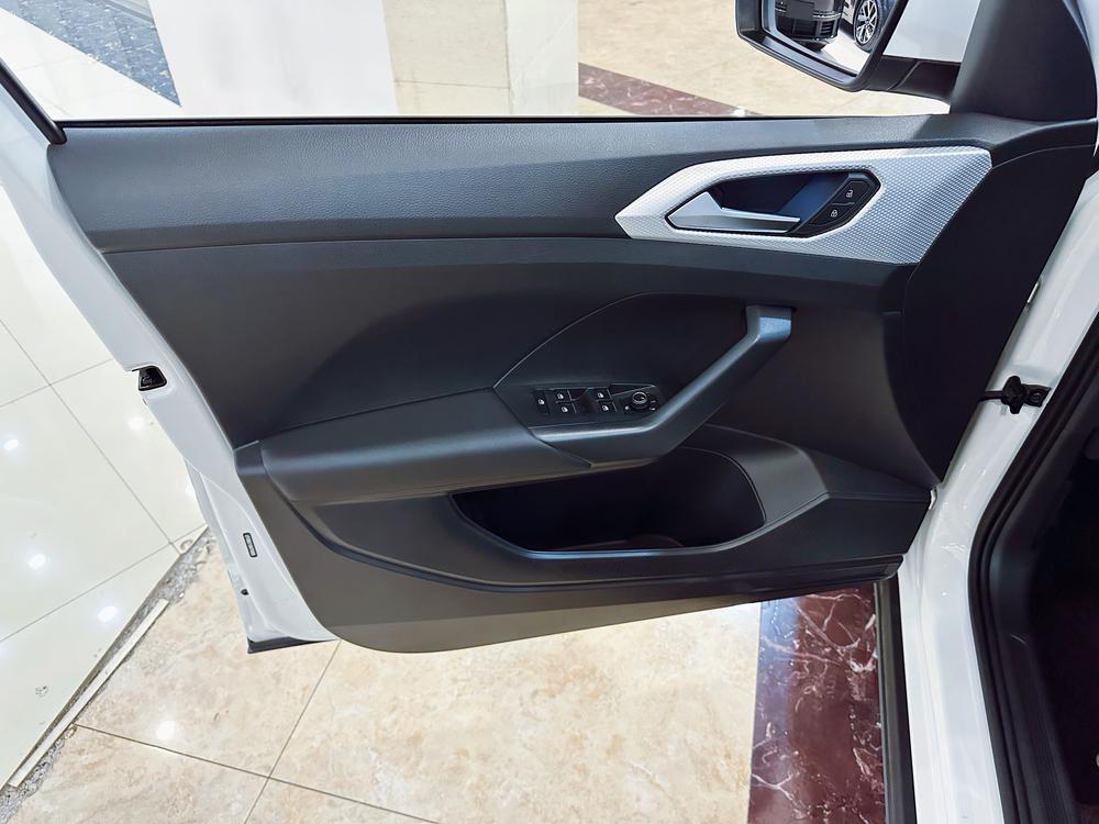 Volkswagen Tacqua 2022 car image #11