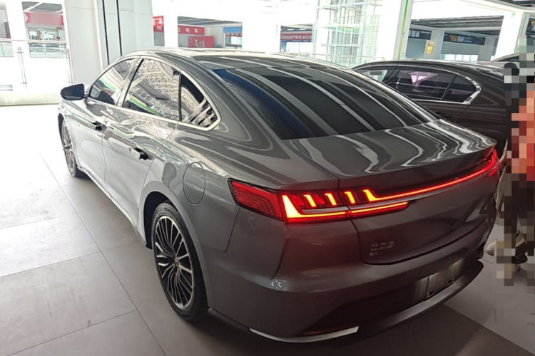 BYD Han 2022 car image #5