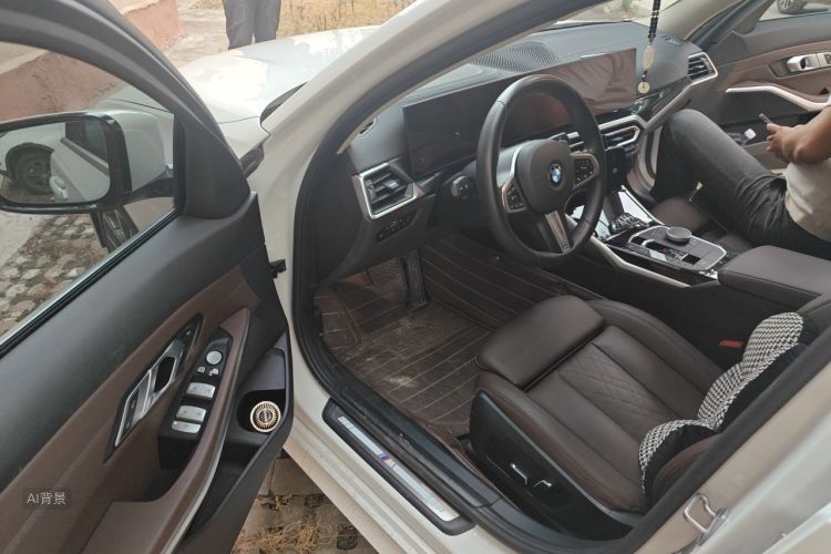 BMW 3 Series 2024 car image #18