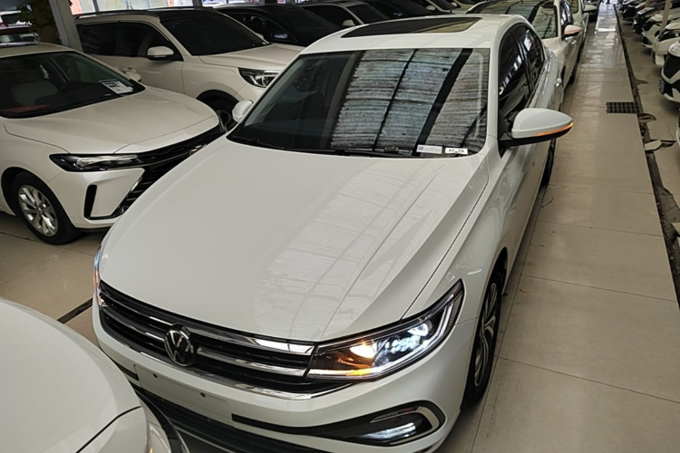 Volkswagen Bora 2022 immagine di auto #3