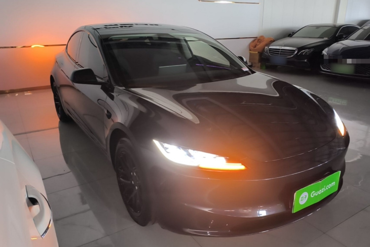 Tesla Model 3 2024 #4 Tesla Model 3 2024 car image #4