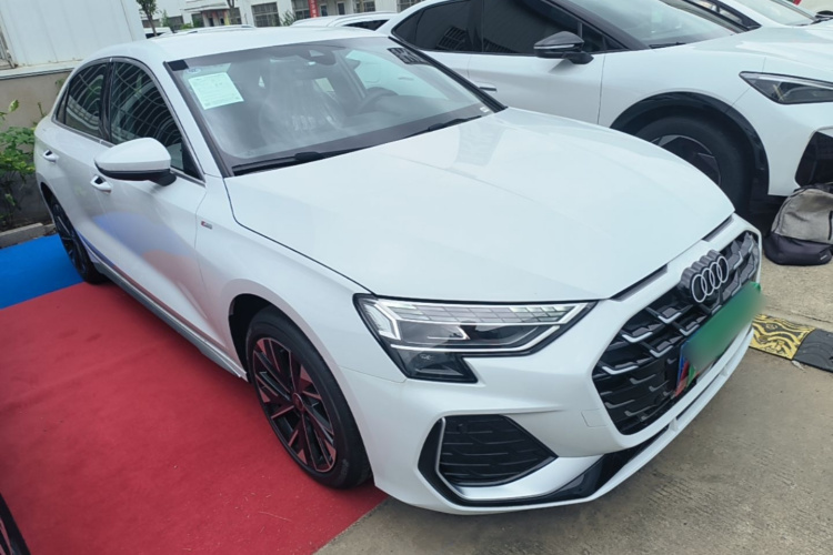 Audi A3 2026 immagine di auto #4