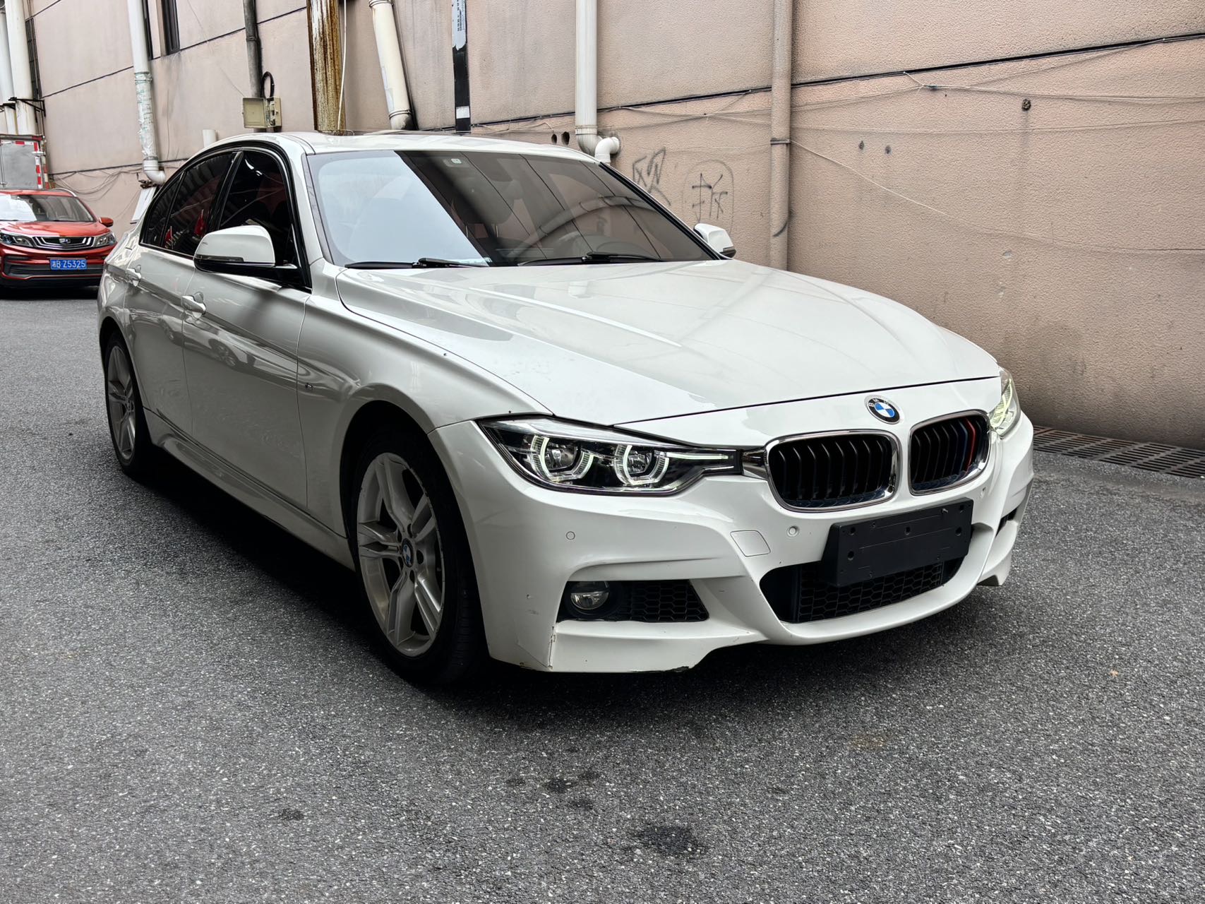 BMW 3 Series 2018 #3 BMW 3 Series 2018 car image #3