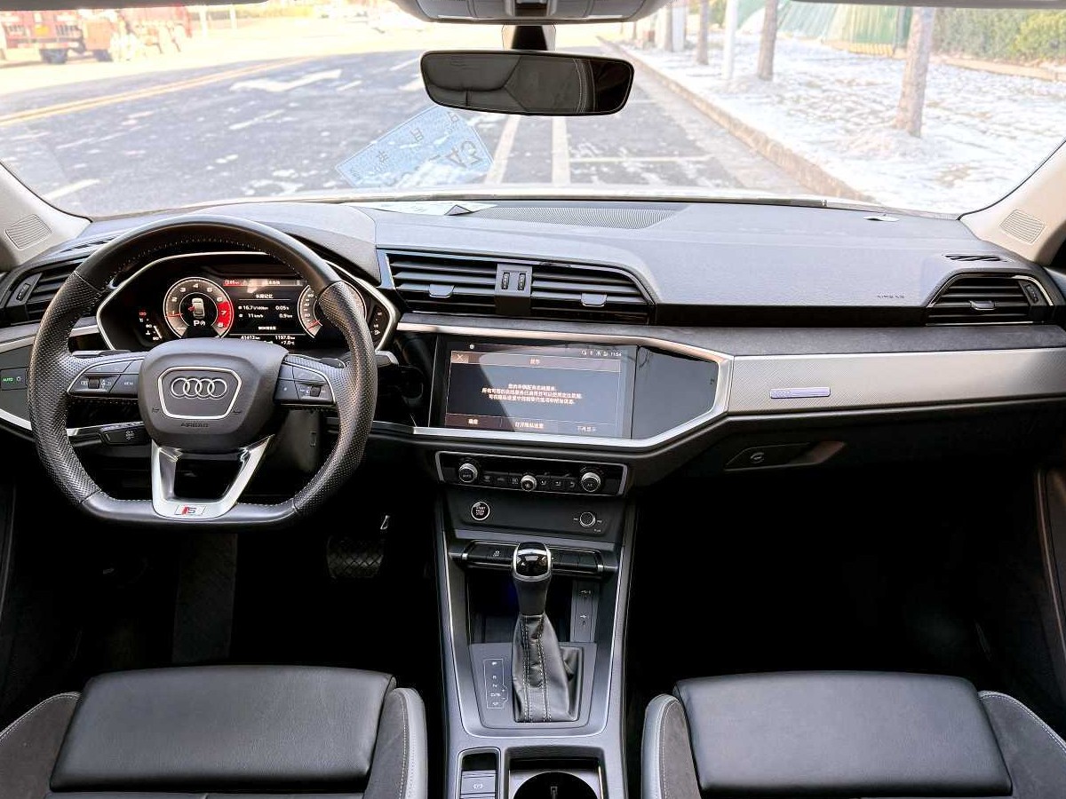 Audi Q3 Sportback 2022 car image #8