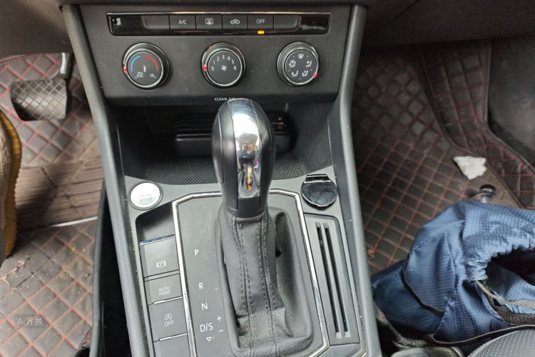 Volkswagen Lavida 2022 car image #16