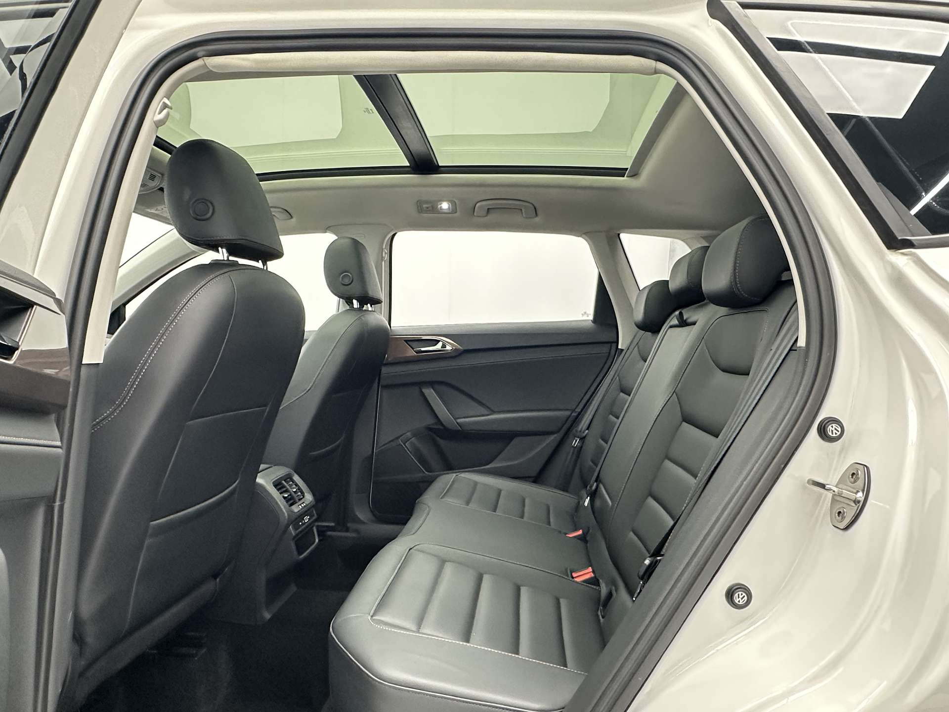 2022 #5 2022 car image #5