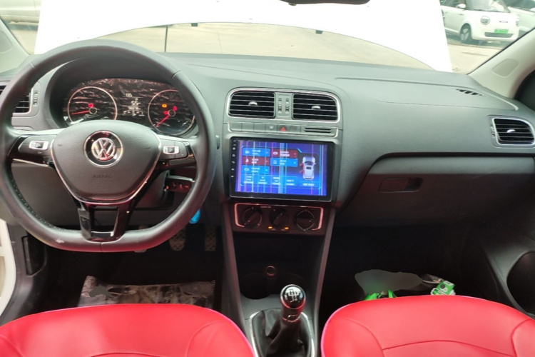 Volkswagen Polo 2017 car image #10