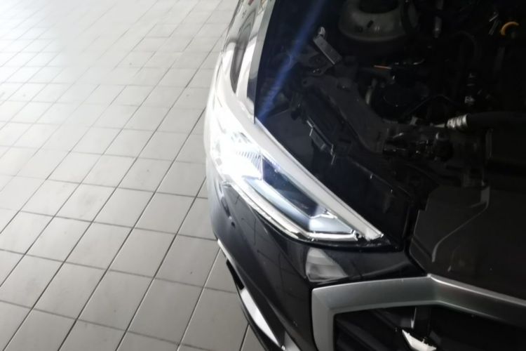 Audi Q3 2023 immagine di auto #8