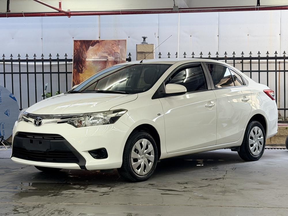 Toyota Vios 2015 Toyota Vios 2015 immagine di auto