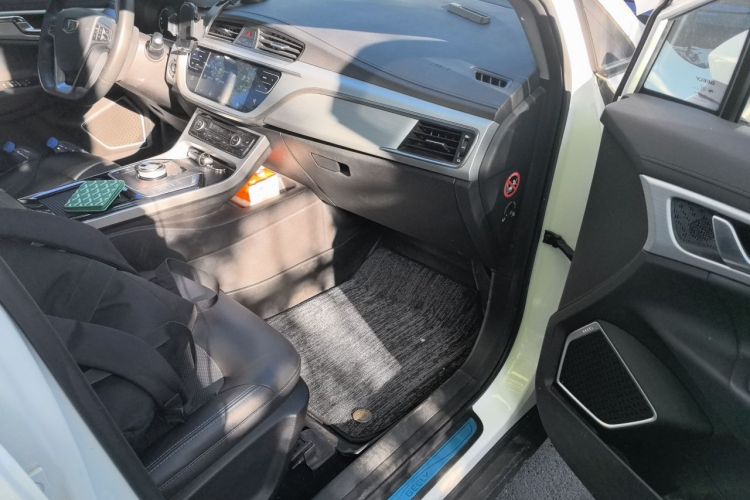 GEELY Emgrand GSe 2018 #27 GEELY Emgrand GSe 2018 immagine di auto #27
