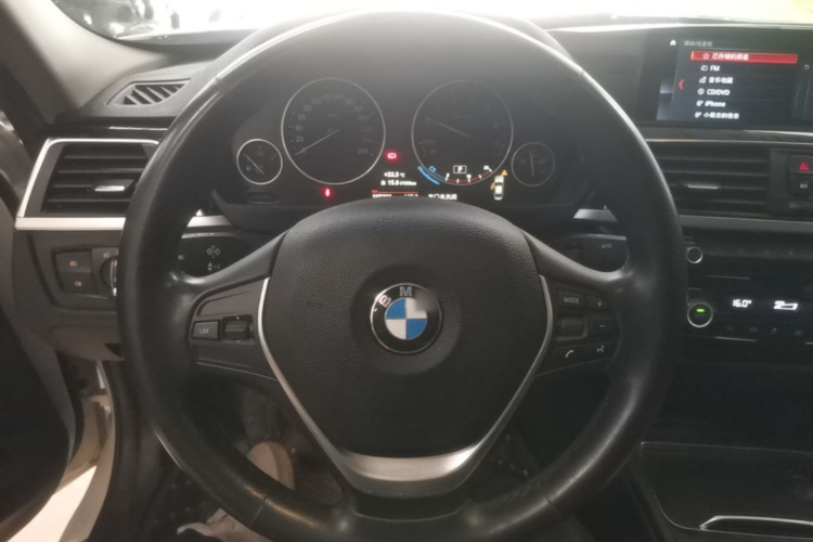 BMW 3 Series 2019 #11 BMW 3 Series 2019 car image #11